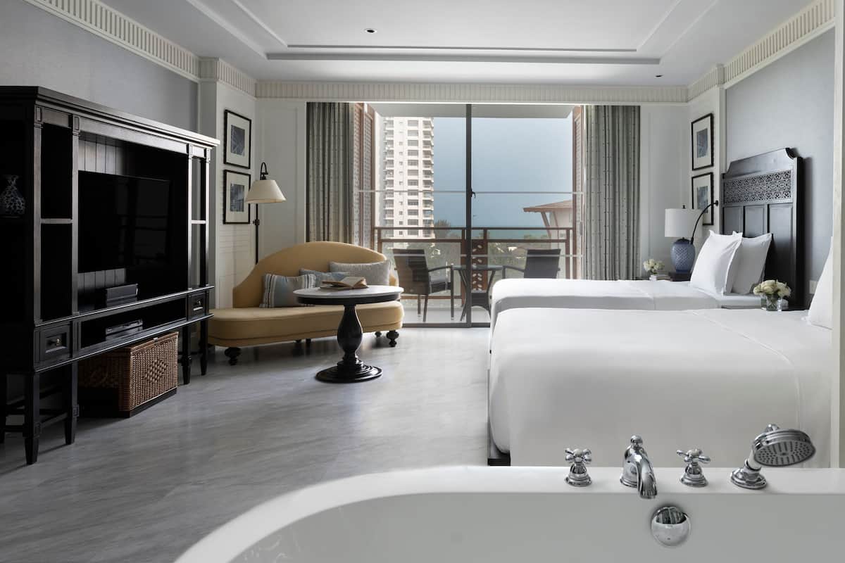 Premium bedding, down duvets, pillow-top beds, minibar