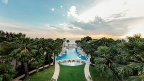 2 outdoor pools, free cabanas, pool umbrellas - Intercontinental Hua Hin Resort by IHG (Hua Hin)