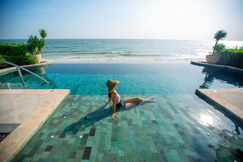 Intercontinental Hua Hin Resort by IHG