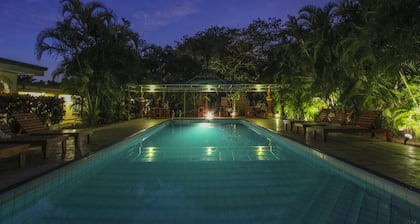 Hotel La Rosa de America