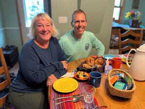 Free daily local cuisine breakfast 