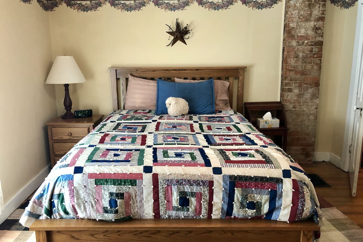 Comfort Room (Burgundy) | Premium bedding, down comforters, individually decorated