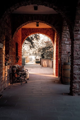 Courtyard. Das Marienhöh