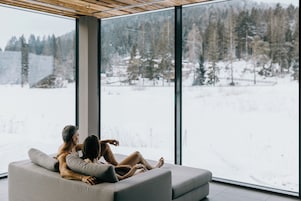 Un sauna, baño turco, tratamientos corporales, aromaterapia