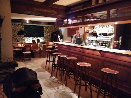 酒吧(店内). 施密塔酒店