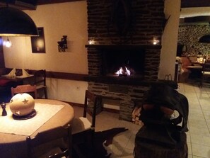 Café da manhã e jantar, local e internacional