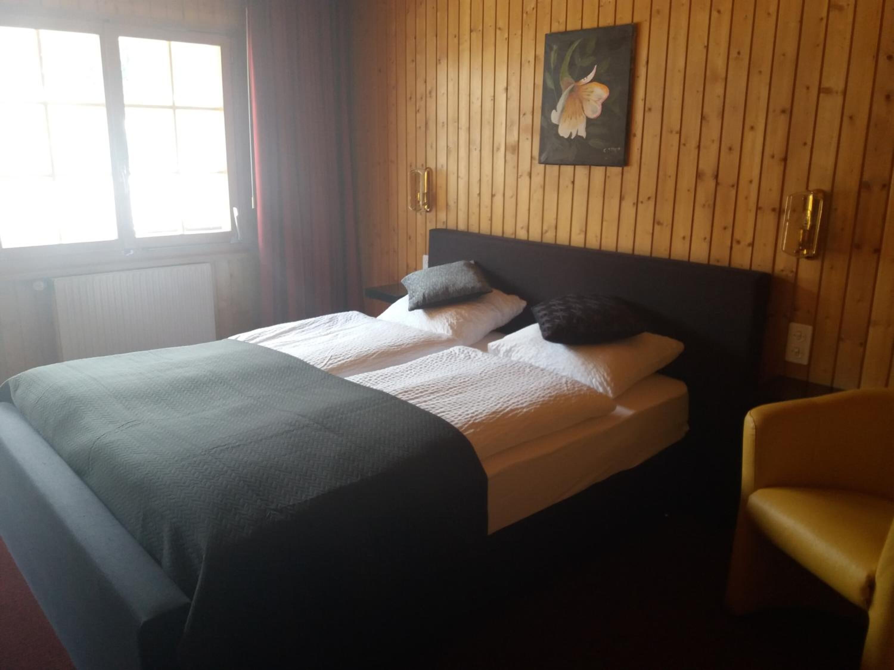 desk, iron/ironing board, free cots/infant beds, free rollaway beds