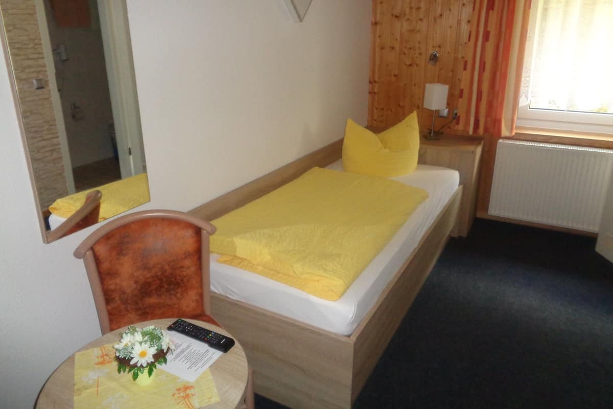 Single Room | Room amenity