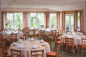 Dining - Gästehaus Luv und Lee (Schwartbuck)