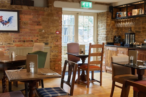 Red Lion Hotel Adderbury by Greene King Inns