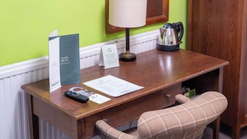 Standard Room, 2 Twin Beds | Desk, iron/ironing board, free WiFi, bed sheets