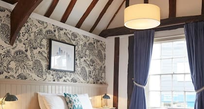 White Hart Hotel by Greene King Inns