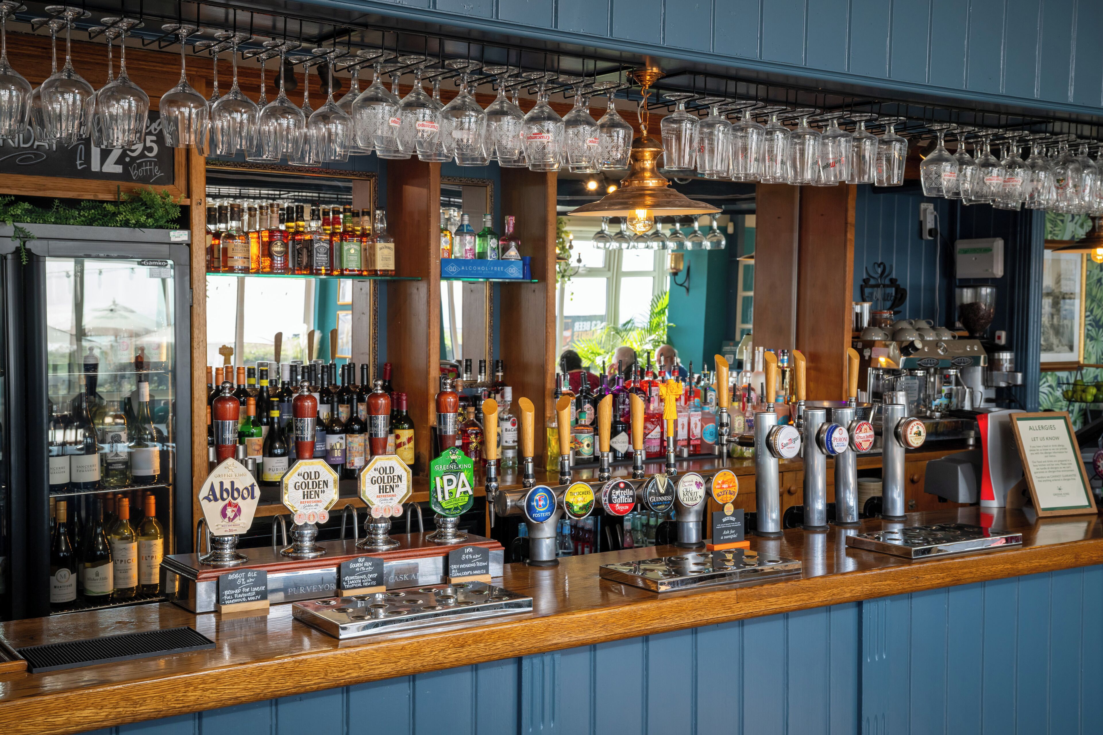 Photo - Commodore Hotel by Greene King Inns