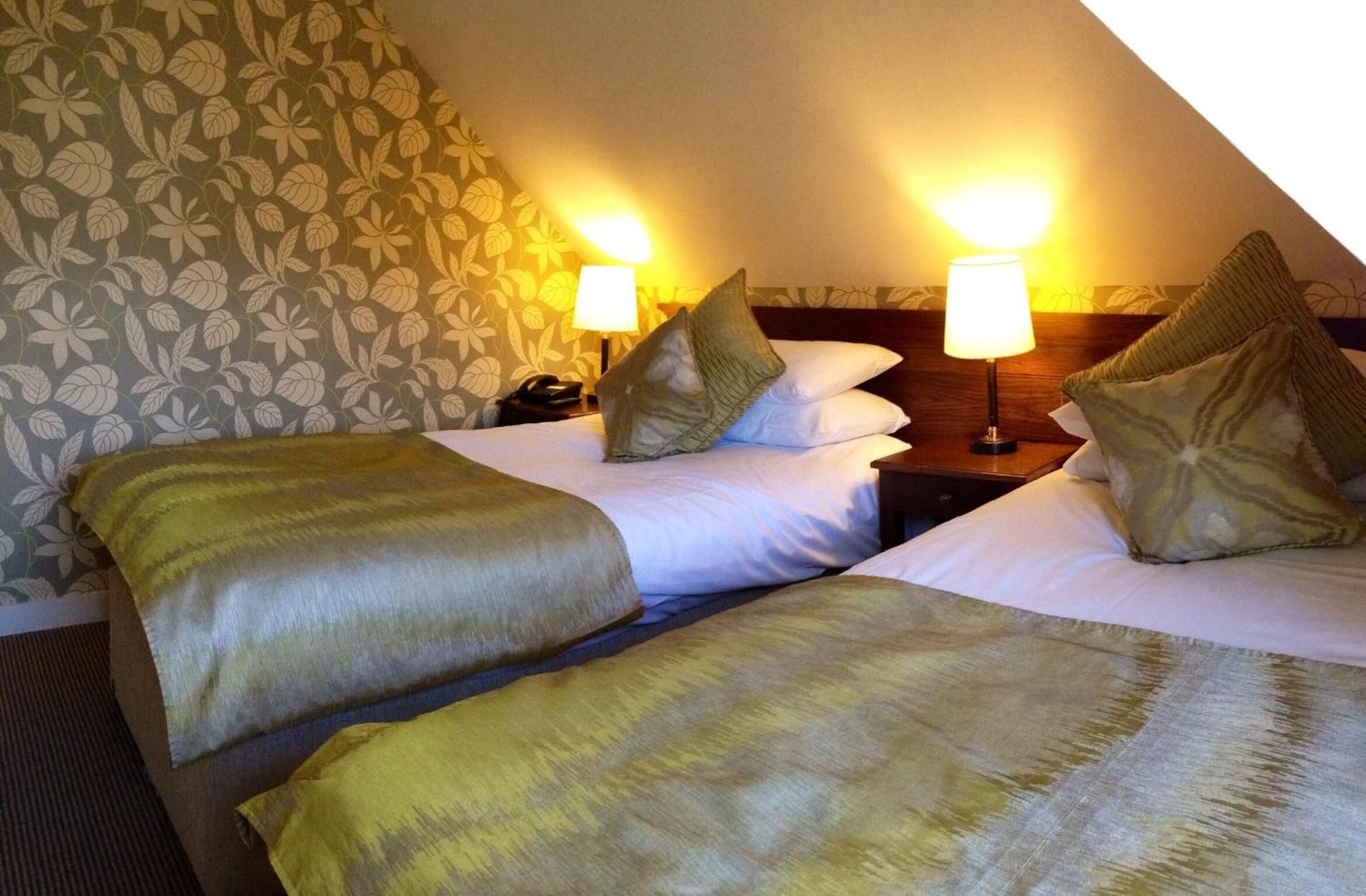 Single Room | Desk, iron/ironing board, free WiFi, bed sheets