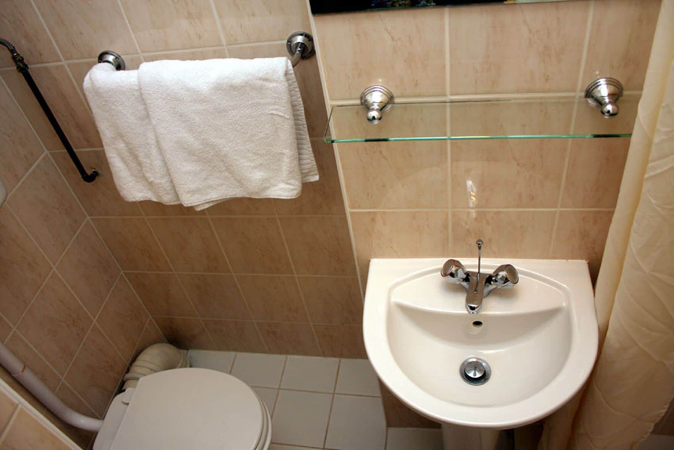 Photo - Elmwood Hotel