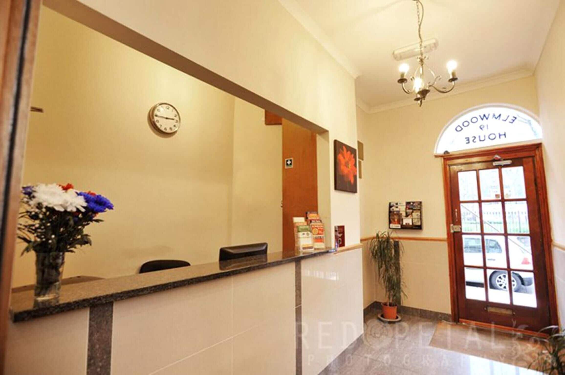 Photo - Elmwood Hotel