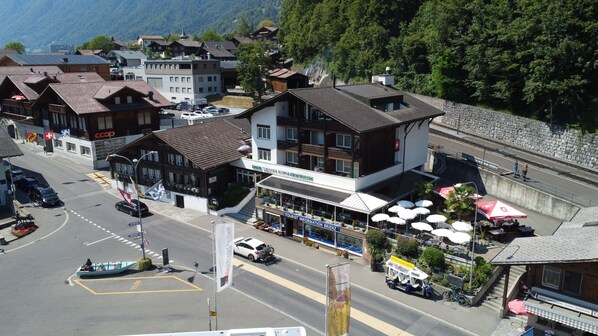 Front of property - Hotel Weisses Kreuz Brienz (Brienz)