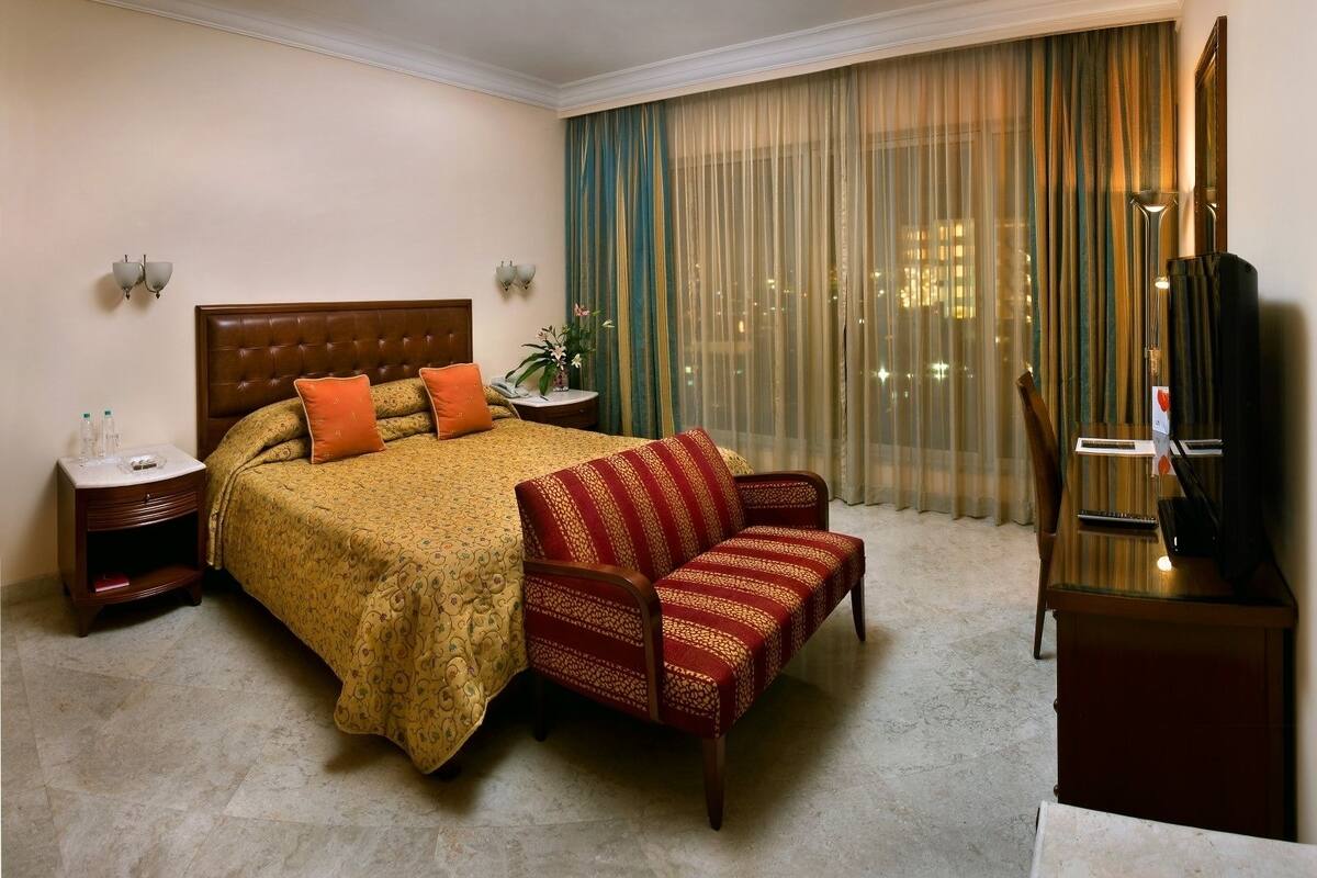 Condo, 1 Bedroom | Hypo-allergenic bedding, Select Comfort beds, in-room safe, desk