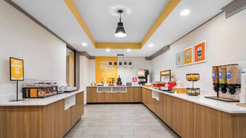 包含每日自助早餐