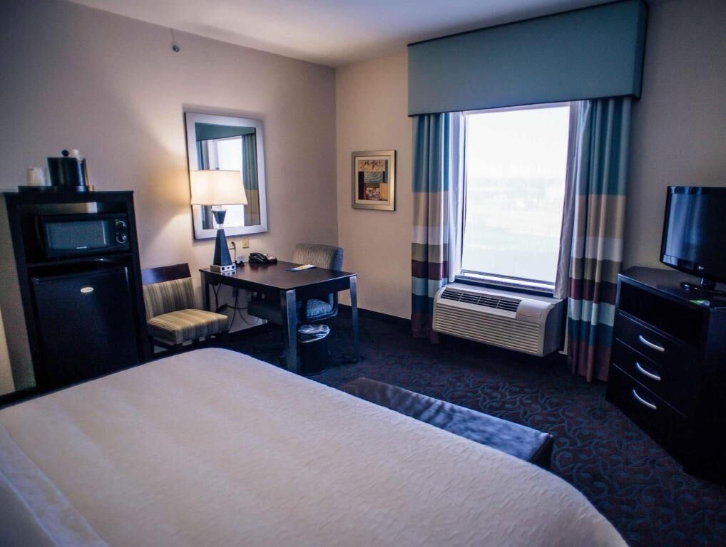 Iron/ironing board, free WiFi, bed sheets, wheelchair access