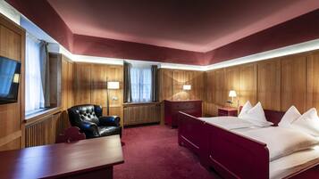 Doppia Comfort | 1 camera, copriletto in piuma, minibar, una cassaforte in camera