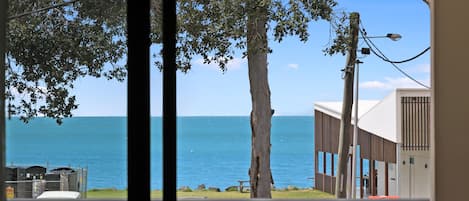 Appartement Standard, 2 chambres, non-fumeur, cuisine (Ocean View - Lift) | Terrasse/Patio