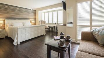 Executive Suite, Ensuite, Sea View | 1 bedroom