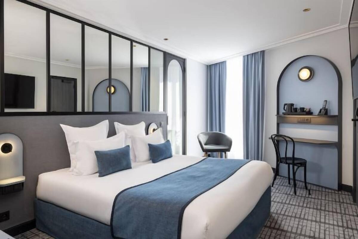 1 bedroom, premium bedding, minibar, in-room safe