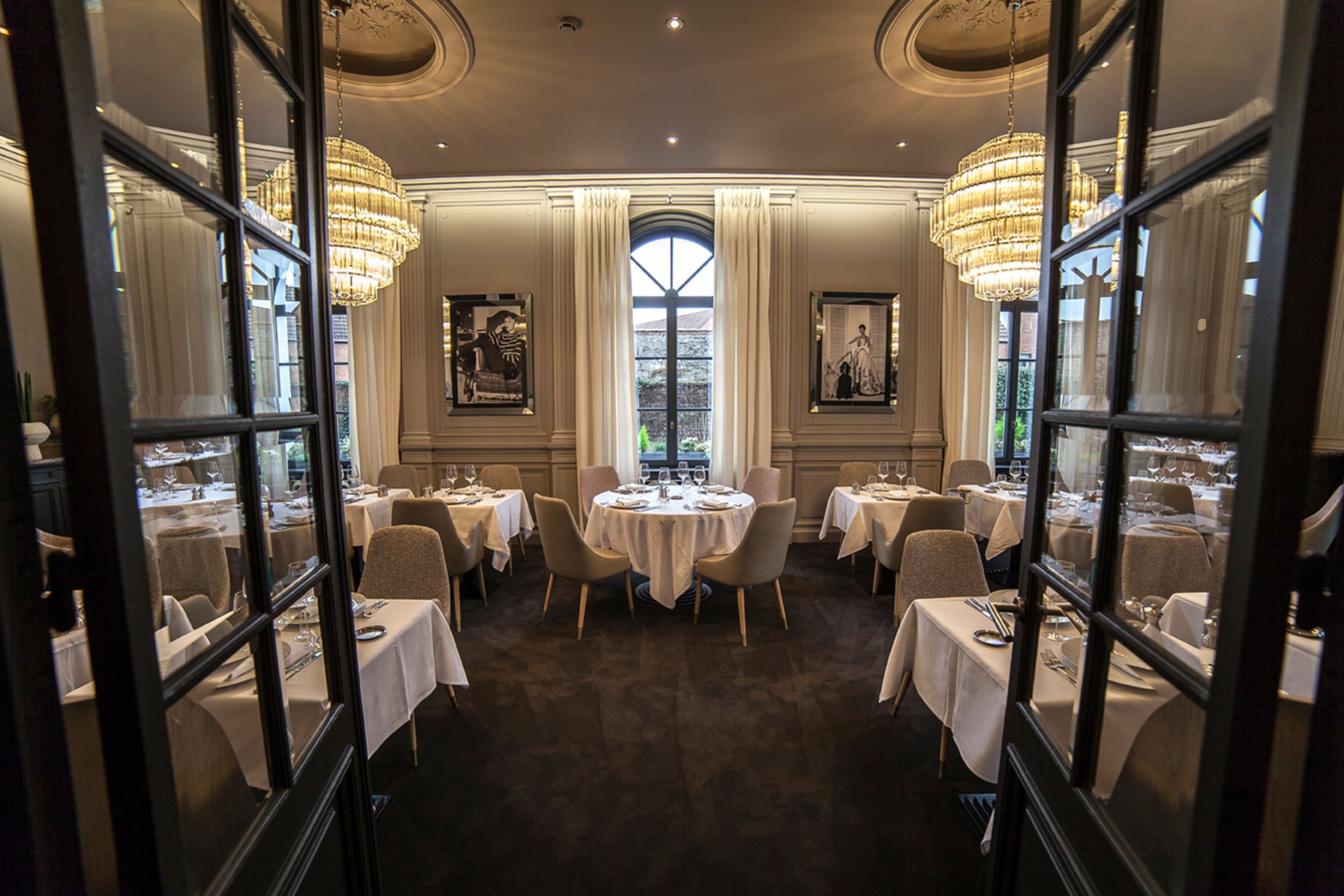 lunch and dinner served, french cuisine