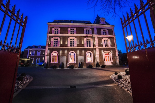 The Originals Boutique, La Maison Rouge - Béthune