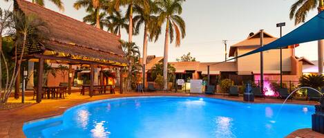 Outdoor pool, pool loungers