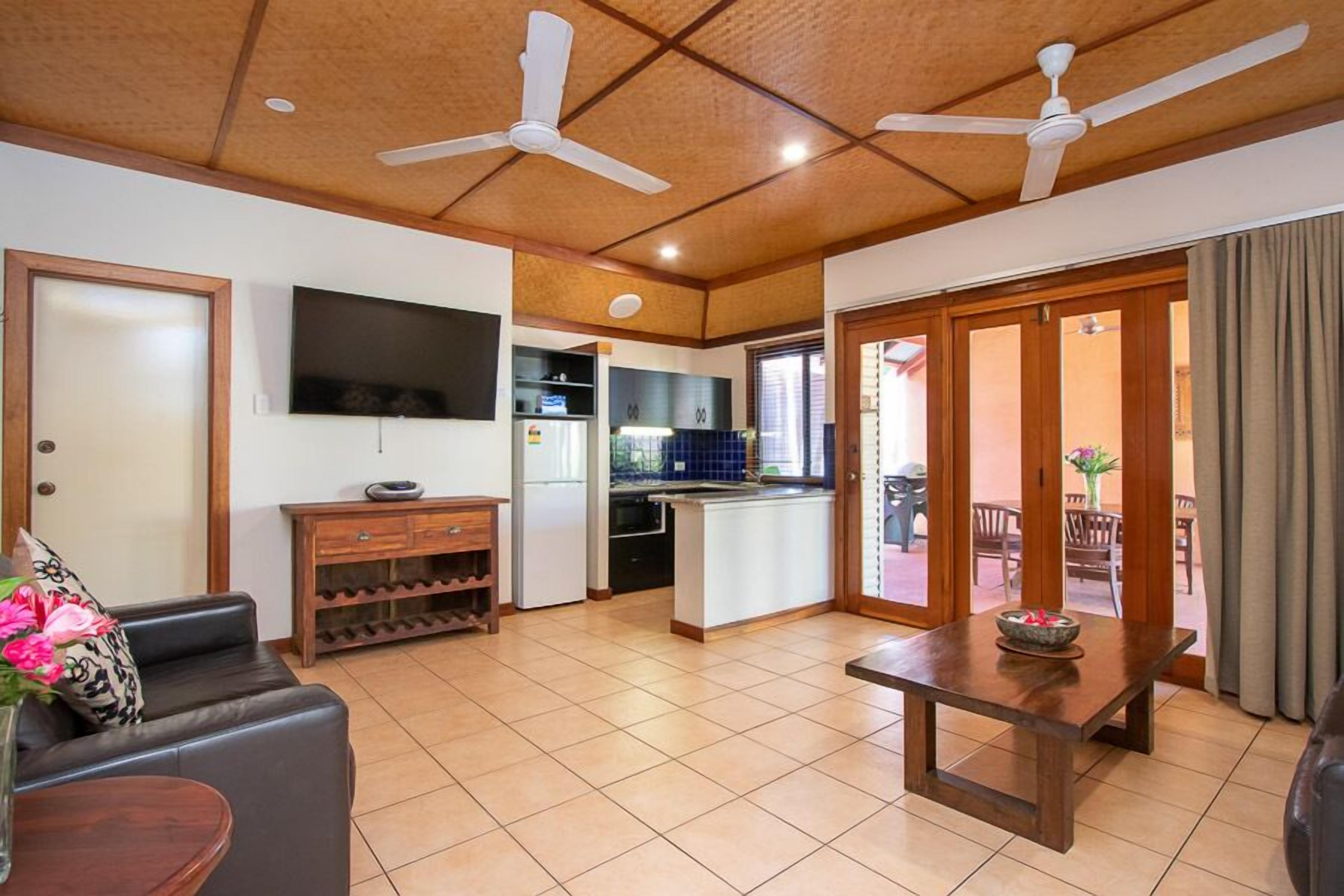 Premium bedding, in-room safe, iron/ironing board, cots/infant beds