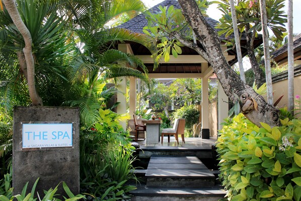 Body treatments, facials, 2 treatment rooms, massages - Sagara Villas and Suites Sanur by AHM (Denpasar)