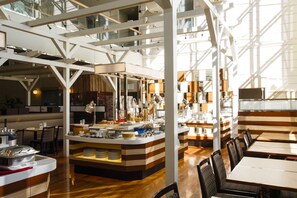 Daily buffet breakfast (JPY 2200 per person) - Kichijoji Daiichi Hotel (Musashino)