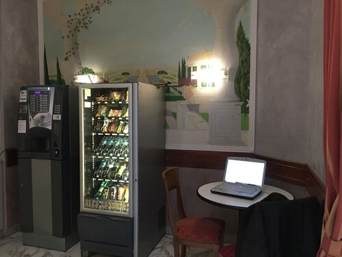 Re Luxury Accomodations