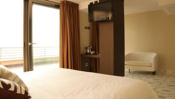 Deluxe Room, Sea View | View from room