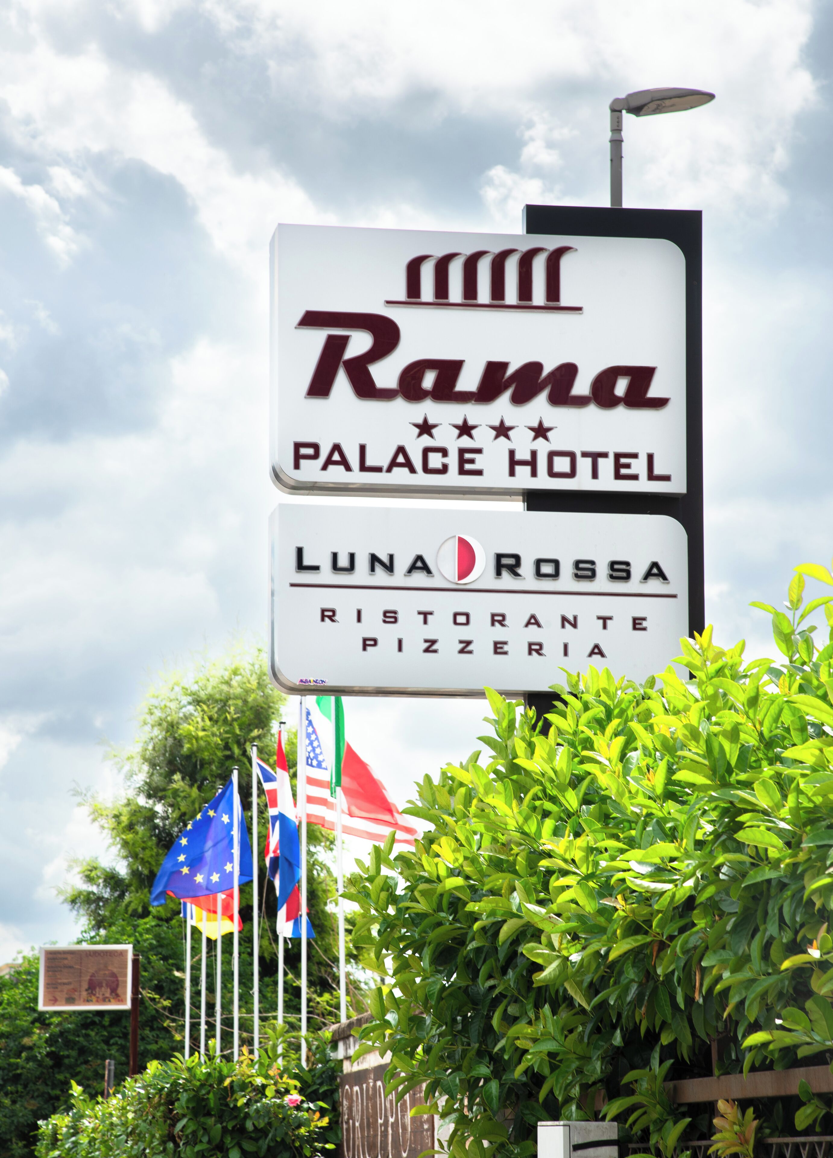 Photo - Rama Palace Hotel