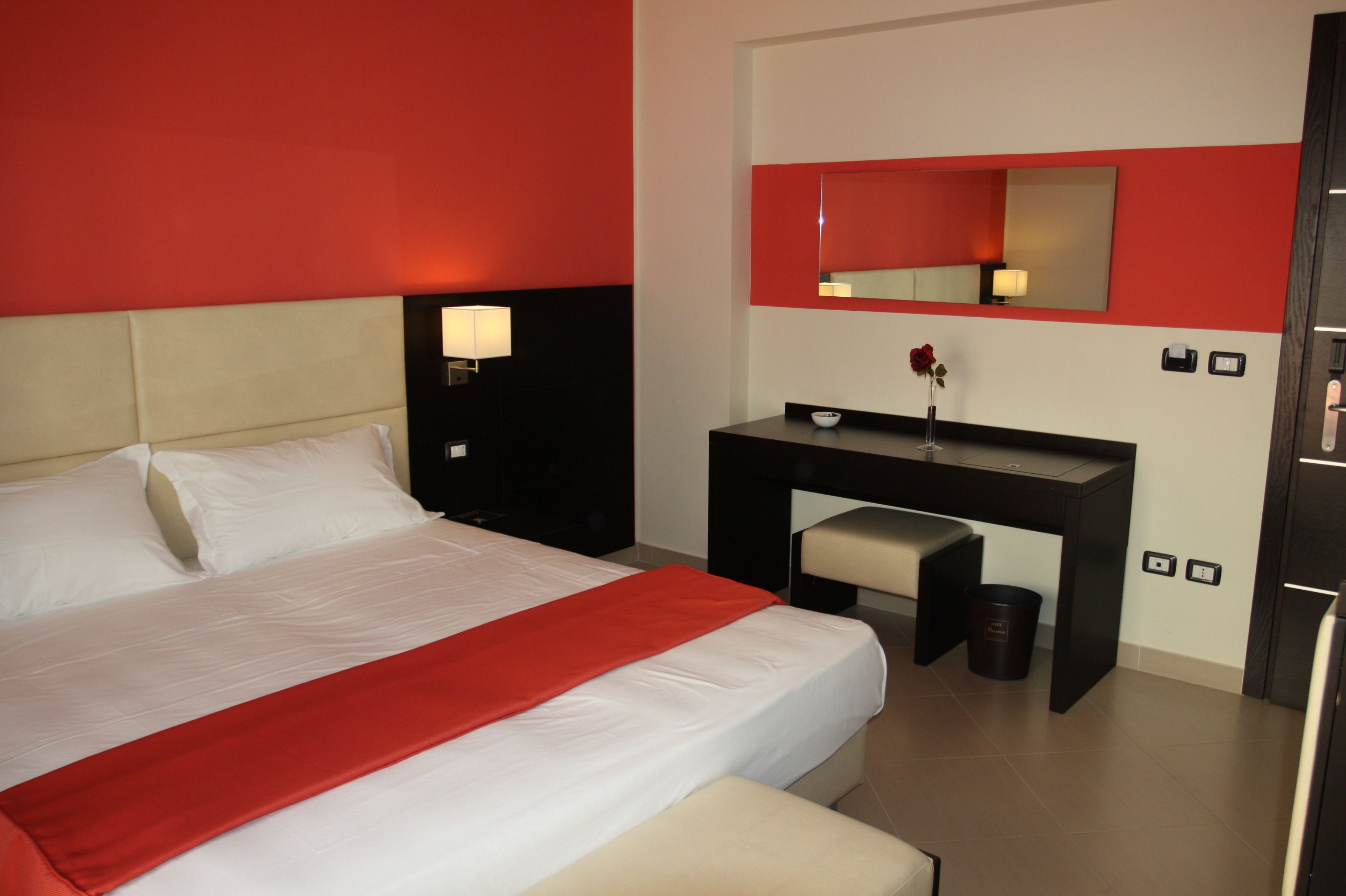 1 bedroom, minibar, in-room safe, desk