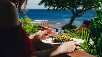 Esmorzar diari continental gratuït