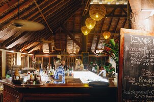 Bar (en el alojamiento)