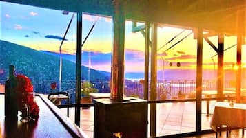 Bar (in der Unterkunft)