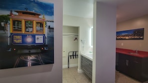 Premium Room, 2 Double Beds | Bathroom - Presidio Parkway Inn (San Francisco)