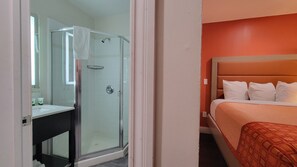 Premium Room, 2 Queen Beds | Bathroom - Presidio Parkway Inn (San Francisco)
