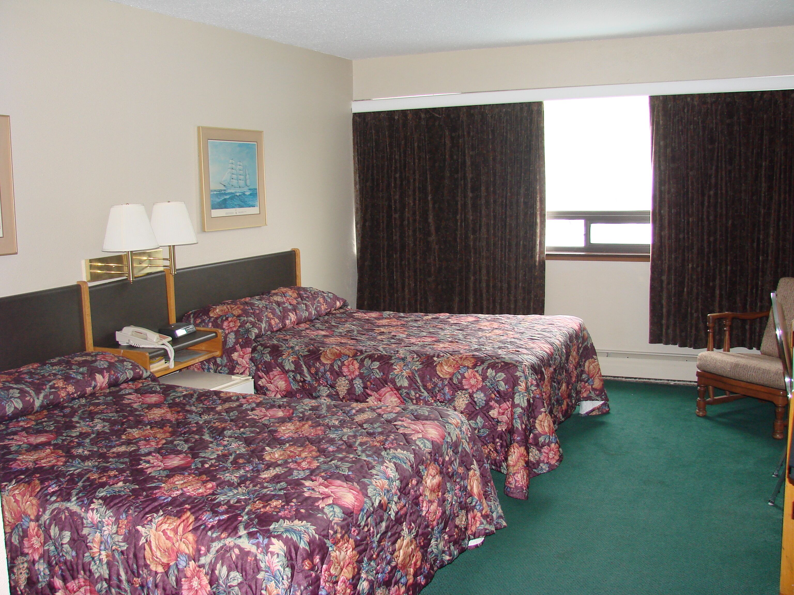 Desk, iron/ironing board, free WiFi, bed sheets