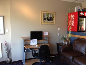 Business centre - Moby Dick Inn (Prince Rupert)