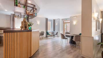 Bar (in der Unterkunft)