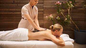 Couples treatment rooms, sauna, body treatments, hydrotherapy