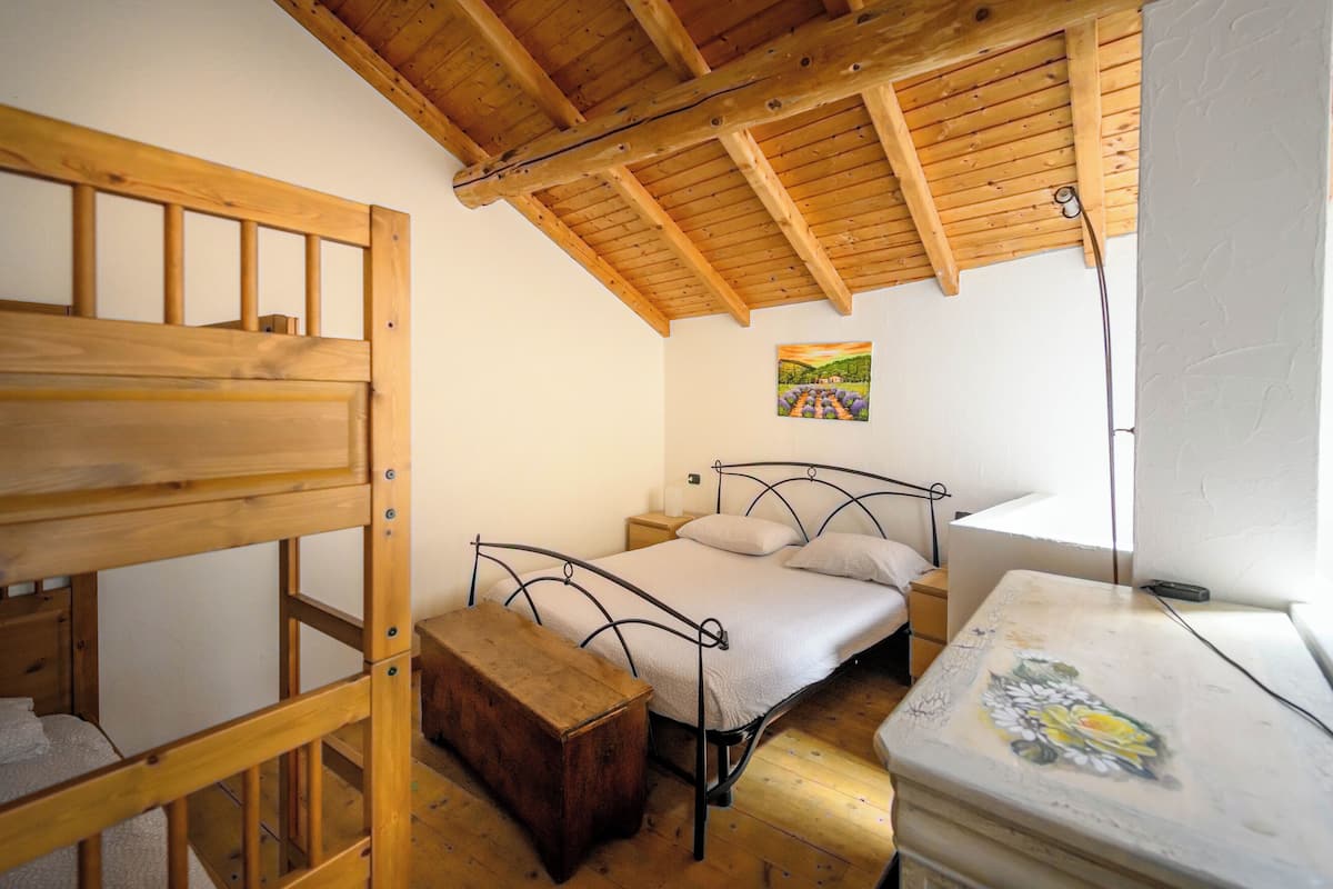 Standard Chalet | 1 bedroom, individually decorated, individually furnished