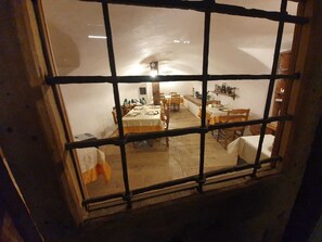 Dîner servi sur place, restauration en plein air 