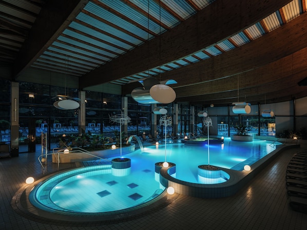 2 outdoor pools, pool loungers - Hotel Balnea Superior – Terme Krka (Dolenjske Toplice)